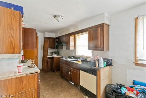 1921 W 30th Street Lorain OH 44052