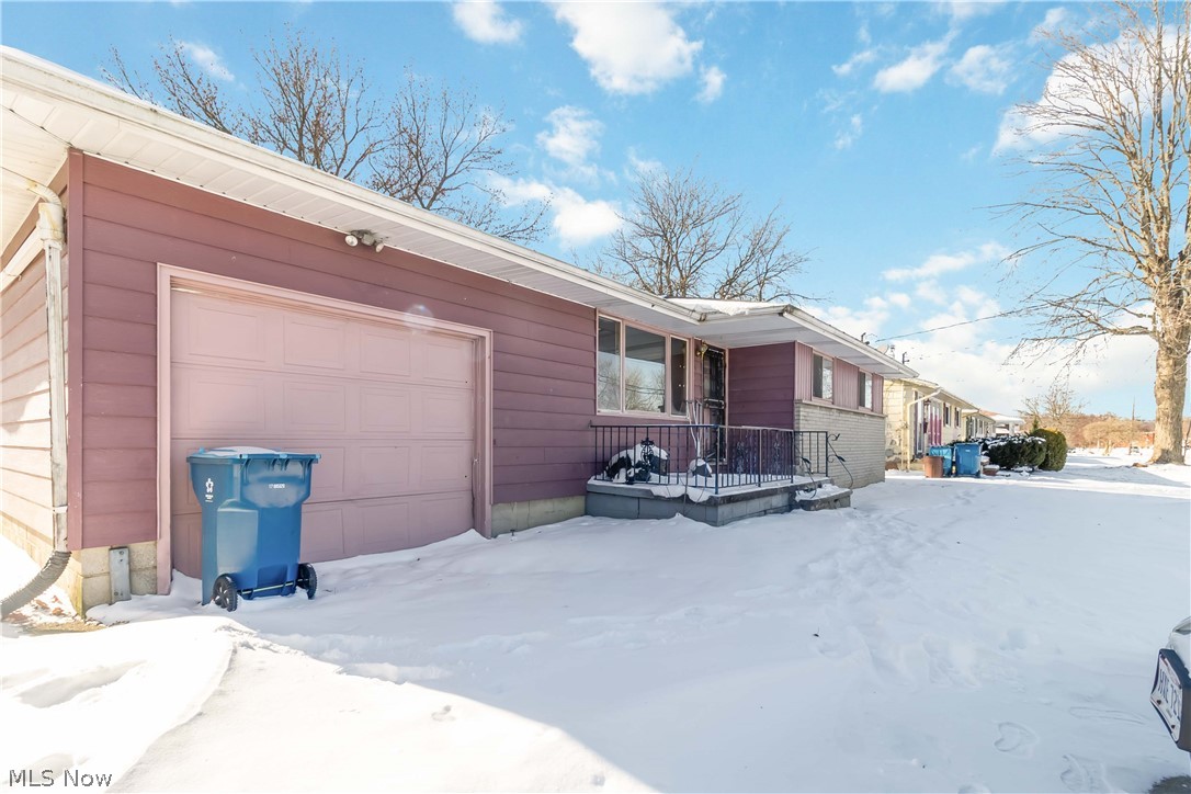 1921 W 30th Street Lorain OH 44052