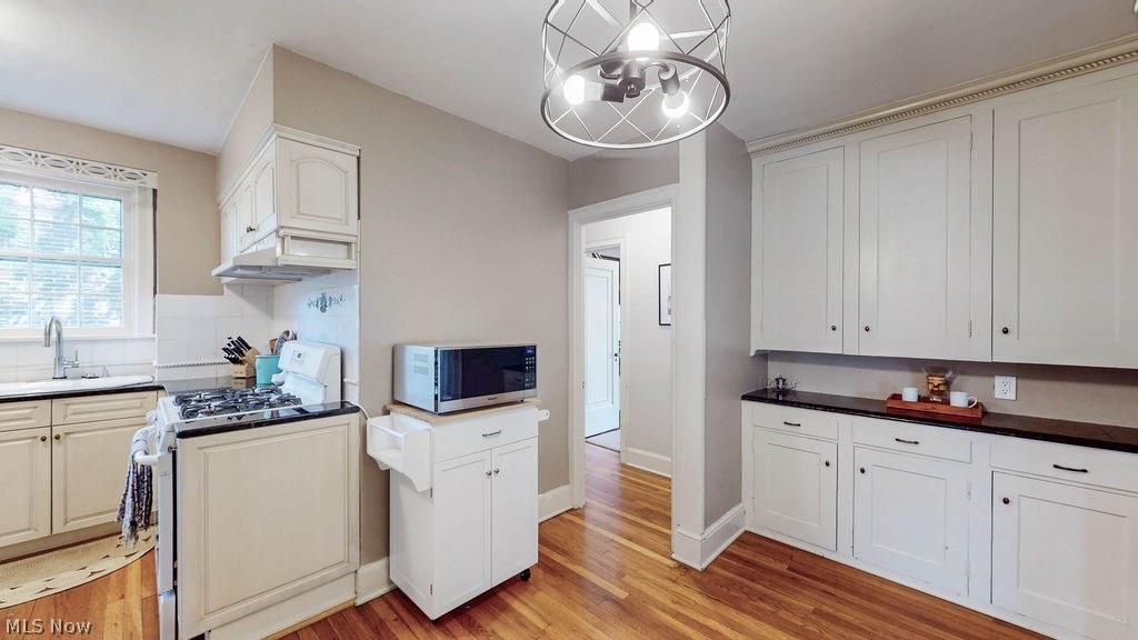 3332 Braemar Road Shaker Heights OH 44120