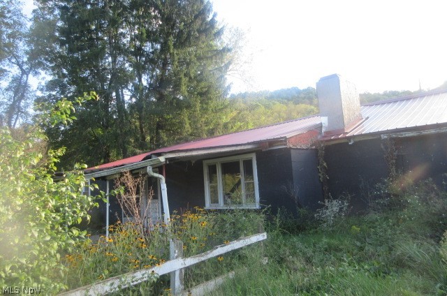 4308 Flat Road SE Uhrichsville OH 44683
