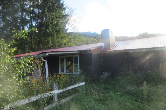 4308 Flat Road SE Uhrichsville OH 44683
