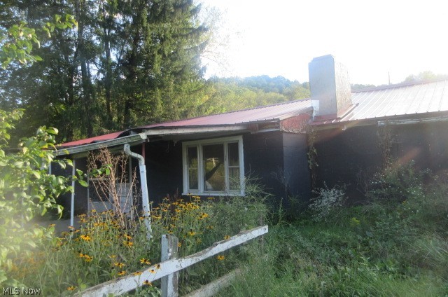 4308 Flat Road SE Uhrichsville OH 44683