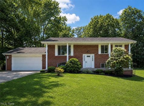 112 Berry Lane Marietta OH 45750