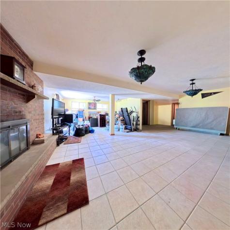 112 Berry Lane Marietta OH 45750