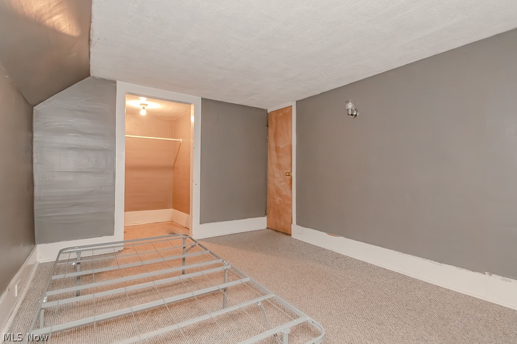 107 North Avenue W Geneva OH 44041