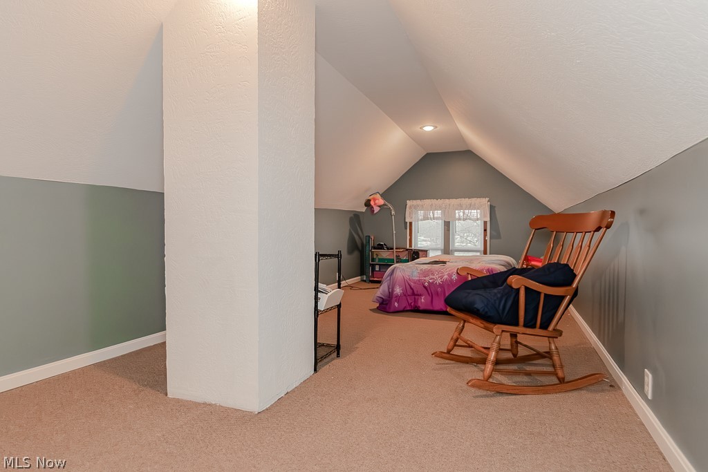 107 North Avenue W Geneva OH 44041