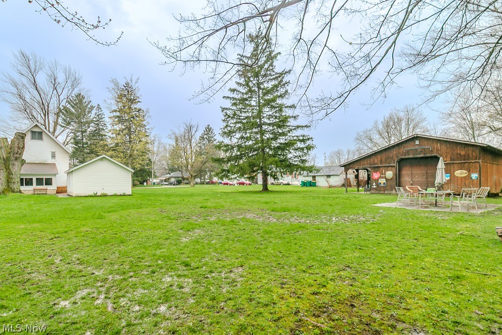 107 North Avenue W Geneva OH 44041