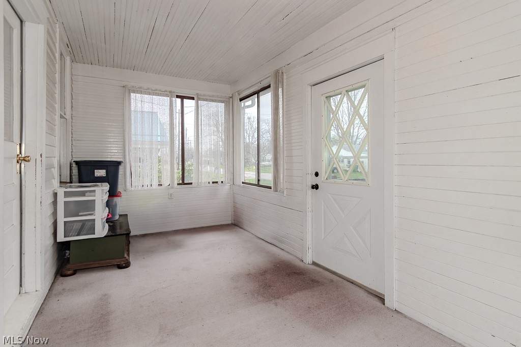107 North Avenue W Geneva OH 44041