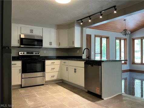 4552 E Lincoln Way Wooster OH 44691