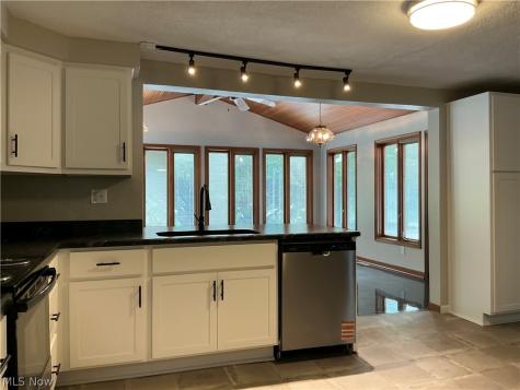 4552 E Lincoln Way Wooster OH 44691