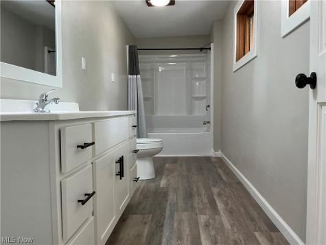 4552 E Lincoln Way Wooster OH 44691