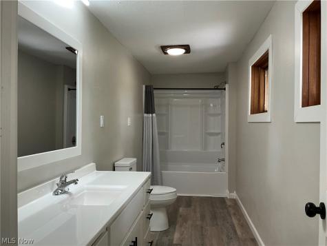 4552 E Lincoln Way Wooster OH 44691