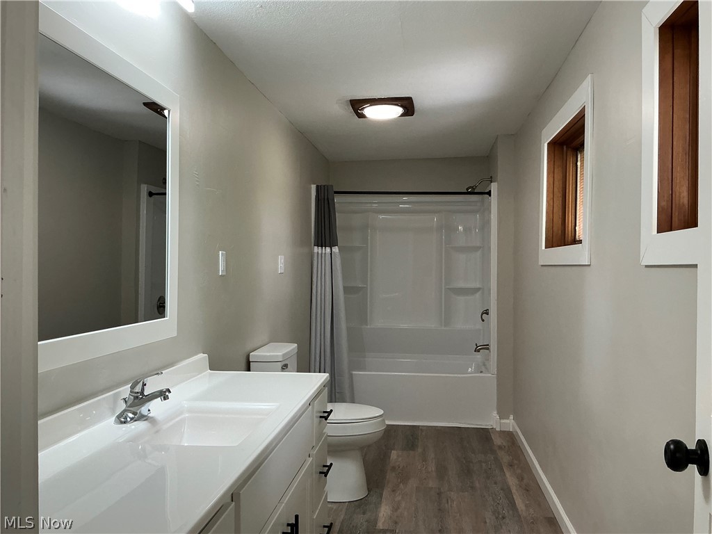 4552 E Lincoln Way Wooster OH 44691