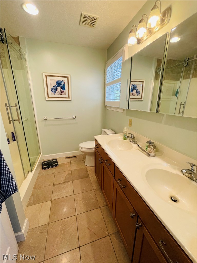1209 Apple Valley Drive Howard OH 43028