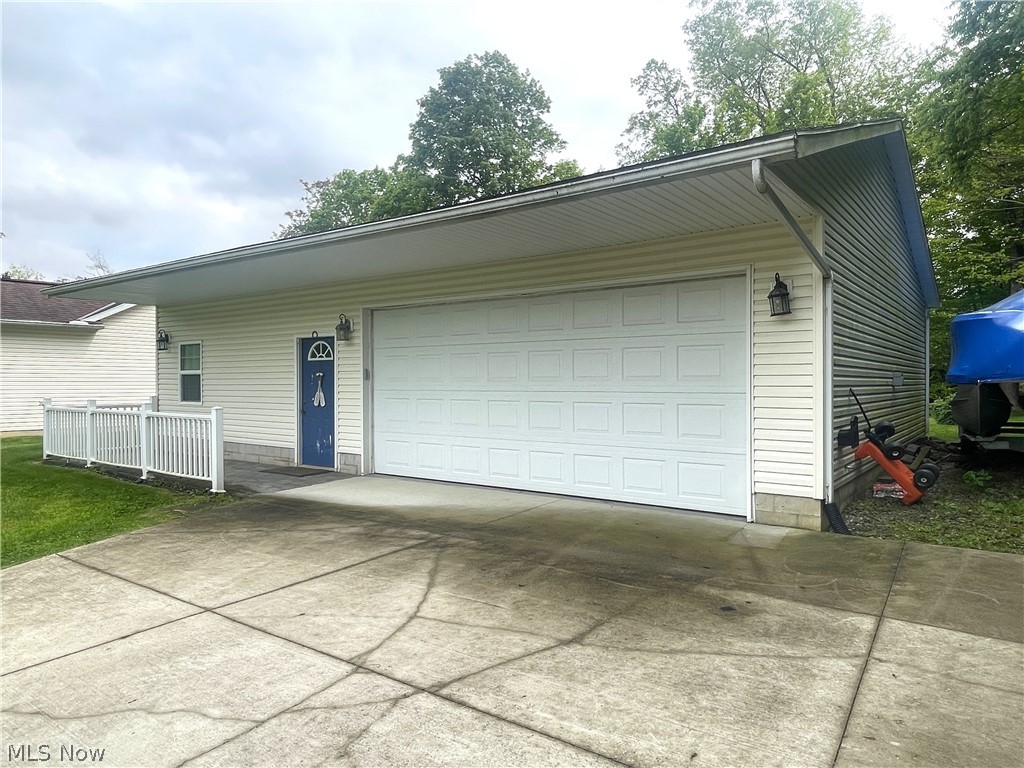 1209 Apple Valley Drive Howard OH 43028