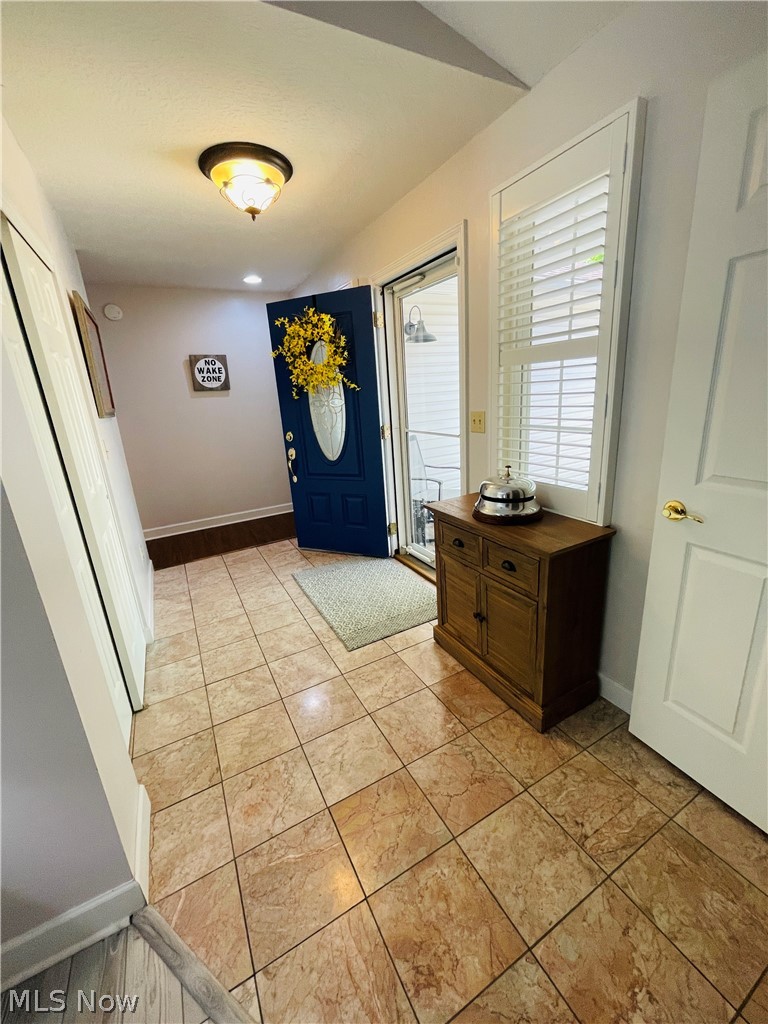 1209 Apple Valley Drive Howard OH 43028