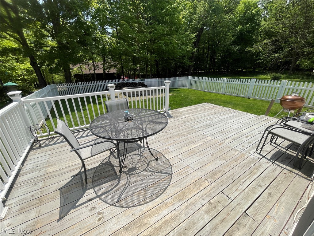 1209 Apple Valley Drive Howard OH 43028