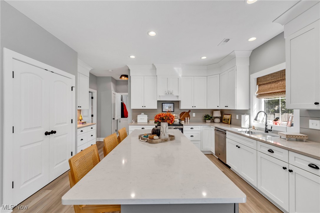 205 Sunset Road Avon Lake OH 44012