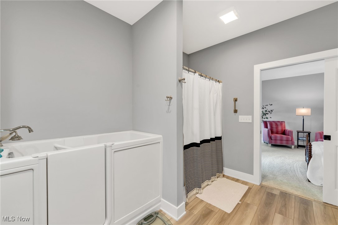 205 Sunset Road Avon Lake OH 44012