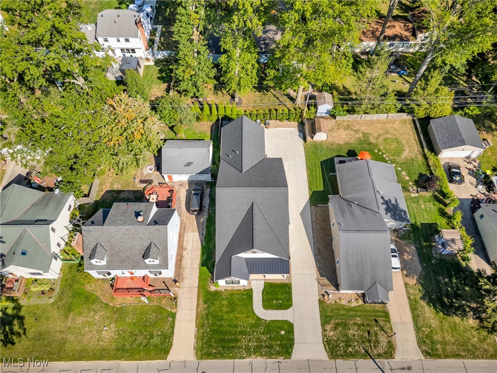 205 Sunset Road Avon Lake OH 44012