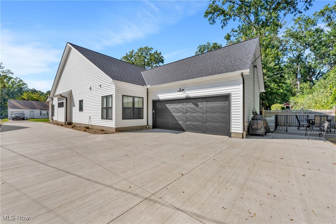 205 Sunset Road Avon Lake OH 44012