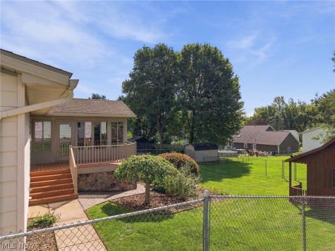 1805 Woodruff Avenue NW Massillon OH 44647