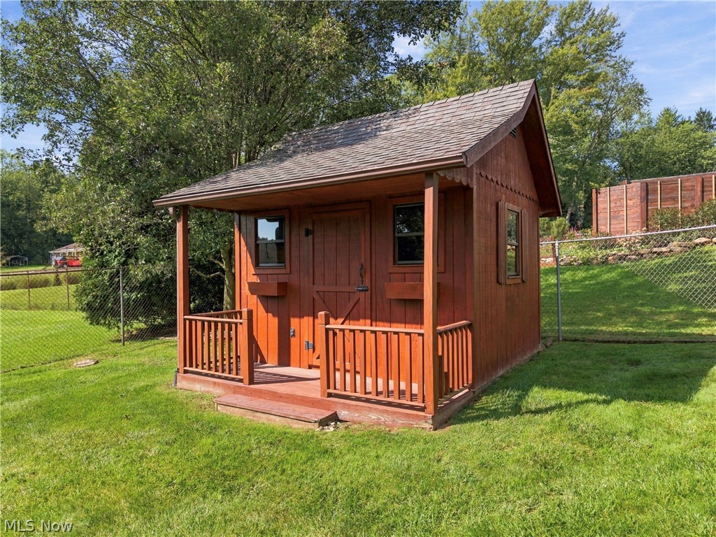 1805 Woodruff Avenue NW Massillon OH 44647