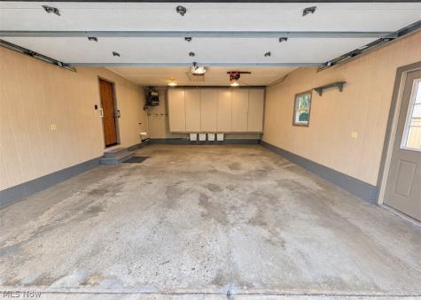 1805 Woodruff Avenue NW Massillon OH 44647