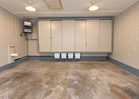 1805 Woodruff Avenue NW Massillon OH 44647