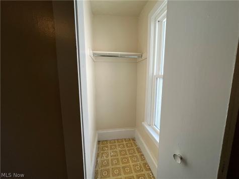 2164 W 45th Street Cleveland OH 44102