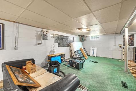 344 Rice Avenue NE Canton OH 44704