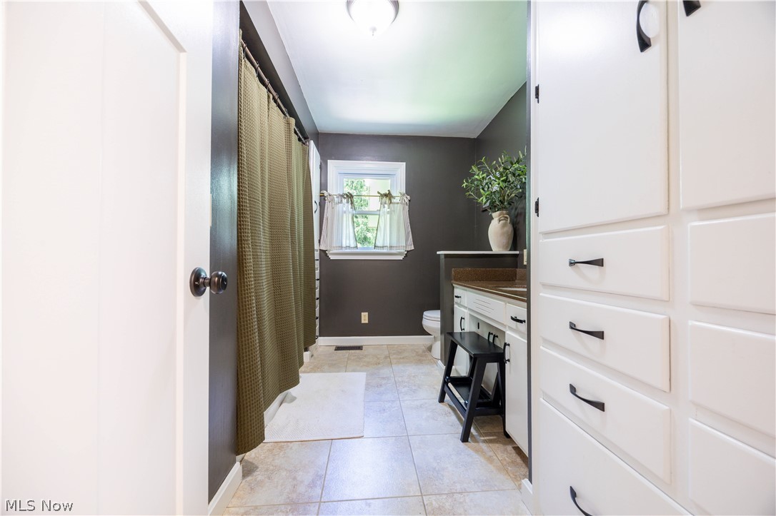32 Lakeview Drive Millersburg OH 44654