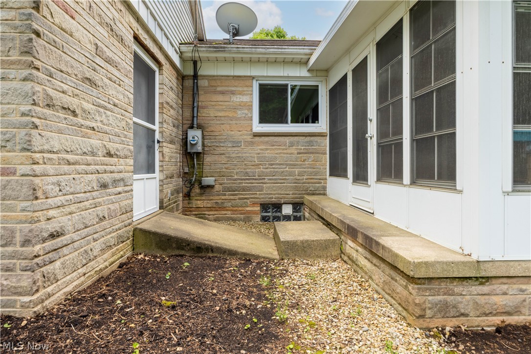 32 Lakeview Drive Millersburg OH 44654