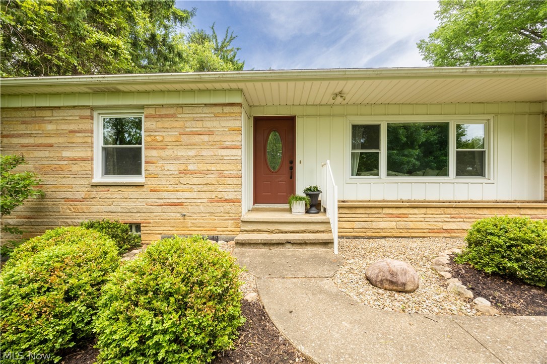 32 Lakeview Drive Millersburg OH 44654
