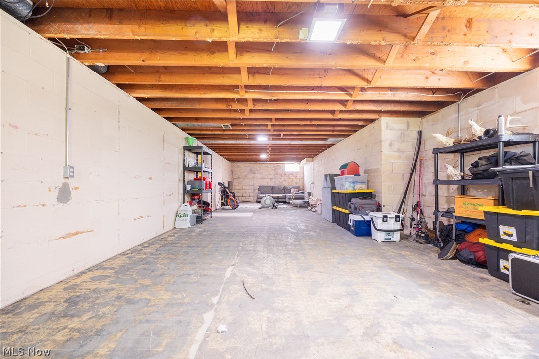 32 Lakeview Drive Millersburg OH 44654