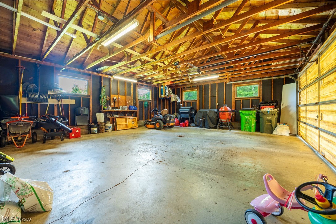 32 Lakeview Drive Millersburg OH 44654