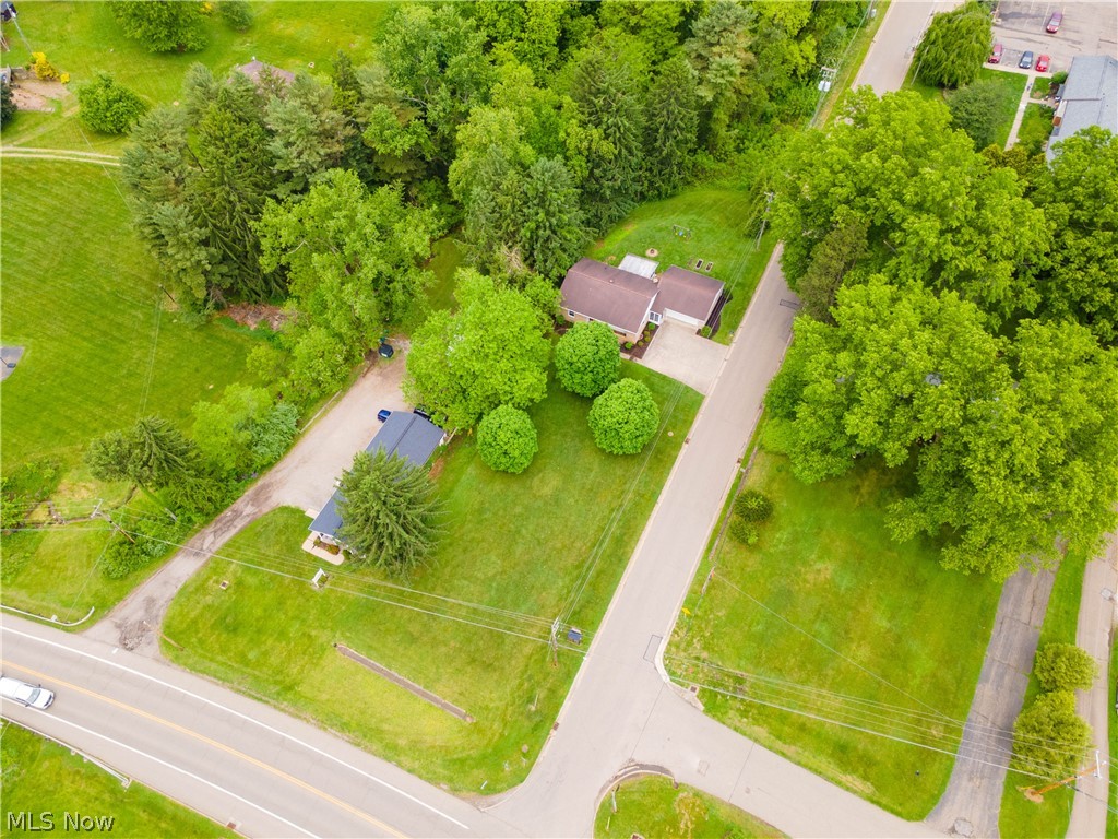 32 Lakeview Drive Millersburg OH 44654