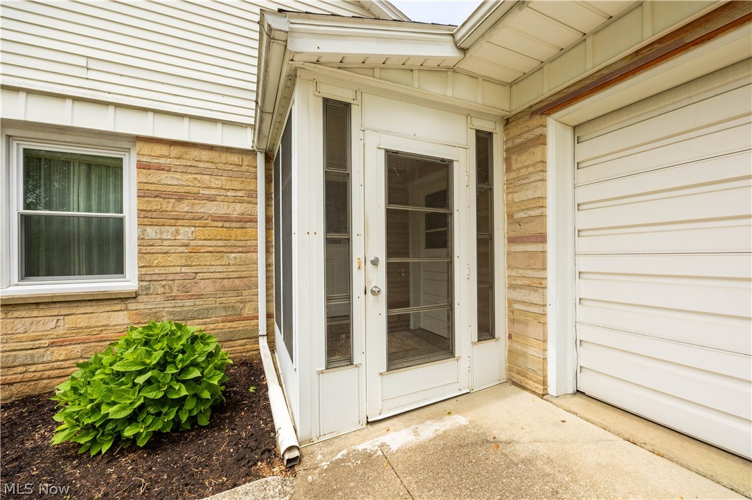 32 Lakeview Drive Millersburg OH 44654