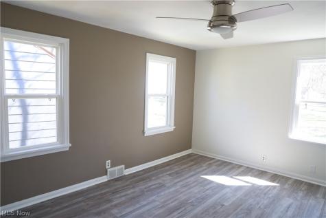 3630 Fenley Road Cleveland Heights OH 44121