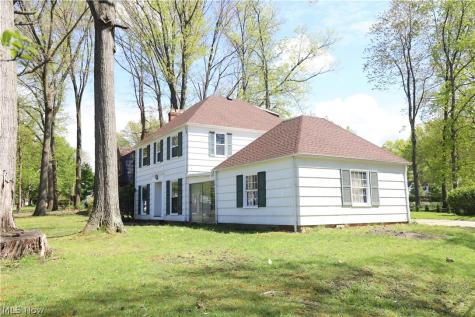 3630 Fenley Road Cleveland Heights OH 44121