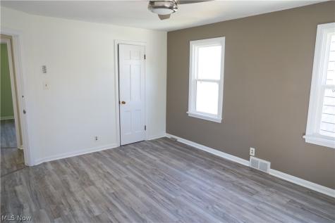 3630 Fenley Road Cleveland Heights OH 44121