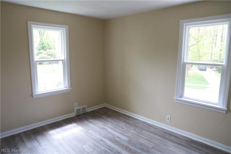 3630 Fenley Road Cleveland Heights OH 44121