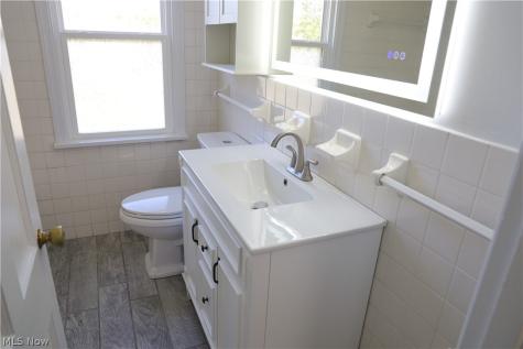 3630 Fenley Road Cleveland Heights OH 44121
