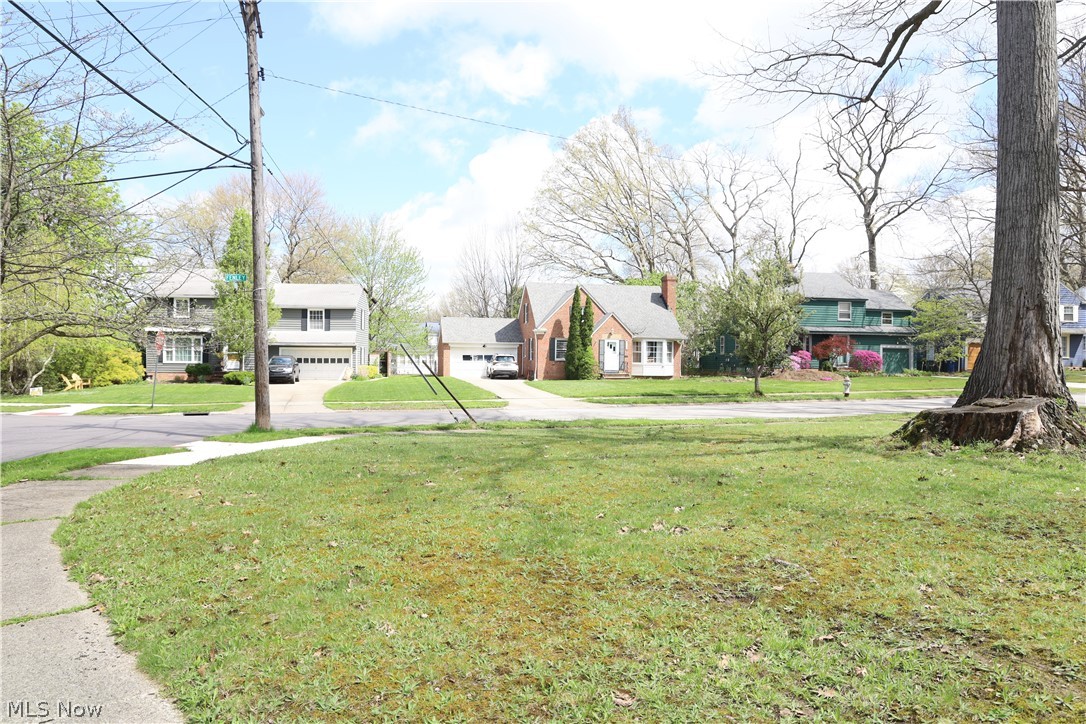 3630 Fenley Road Cleveland Heights OH 44121