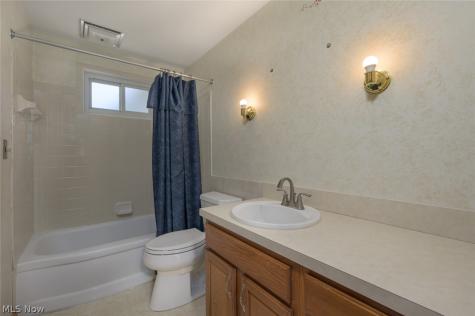 668 Highland Avenue Wadsworth OH 44281