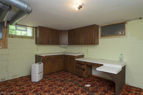 668 Highland Avenue Wadsworth OH 44281
