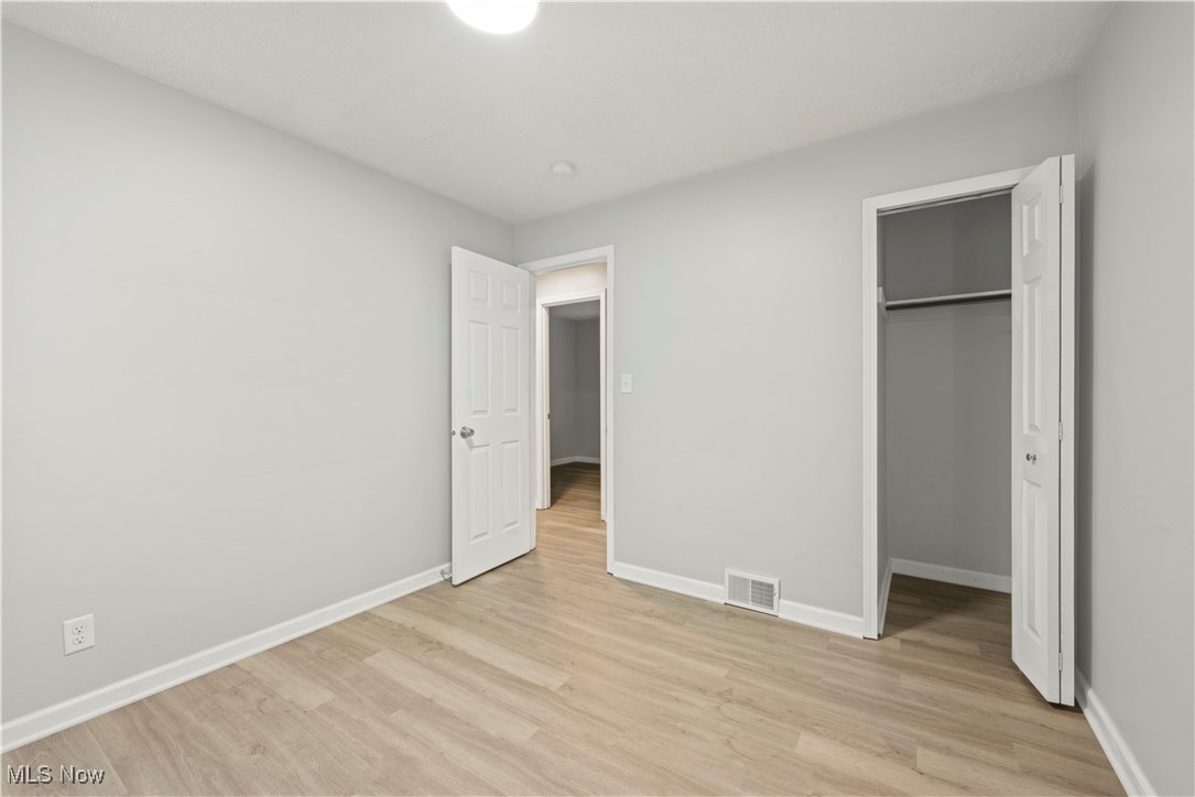 1289 Harpster Avenue Akron OH 44314