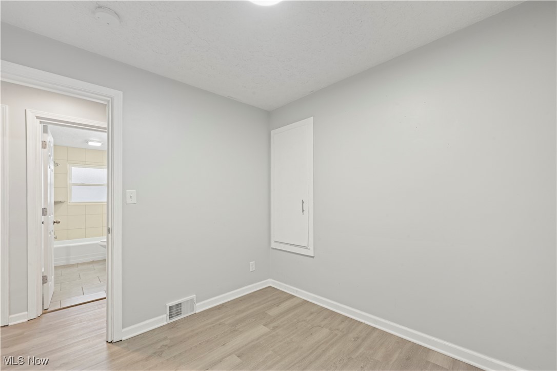 1289 Harpster Avenue Akron OH 44314