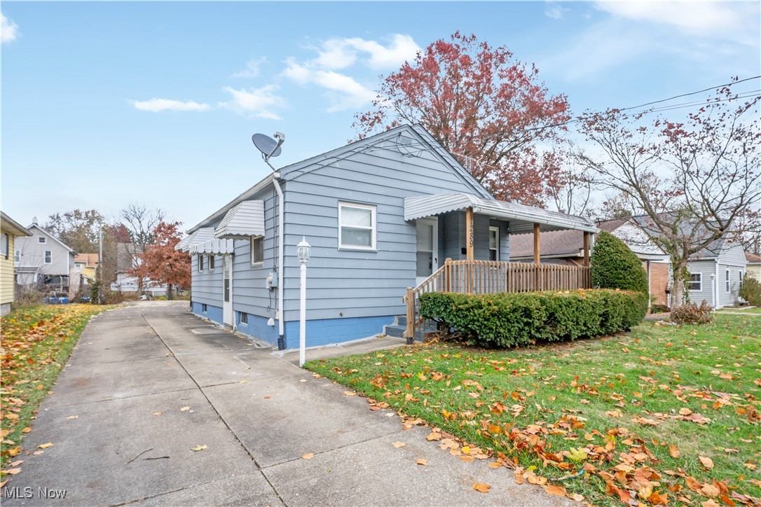 1289 Harpster Avenue Akron OH 44314