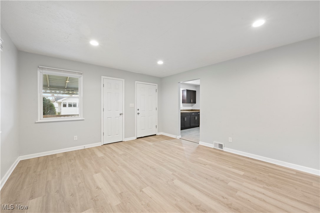 1289 Harpster Avenue Akron OH 44314